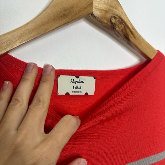 Rapha Women's Lightweight Merino Breton Sweater Women's S Coral Striped pullover - Picture 4 of 7